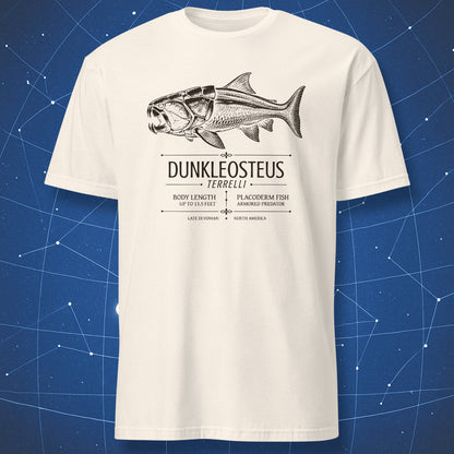 Natural T-shirt with Dunkleosteus terrelli prehistoric placoderm illustration